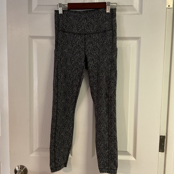 Athleta Ultimate Stash Pocket Textured 7/8 #631885 - Picture 1 of 5
